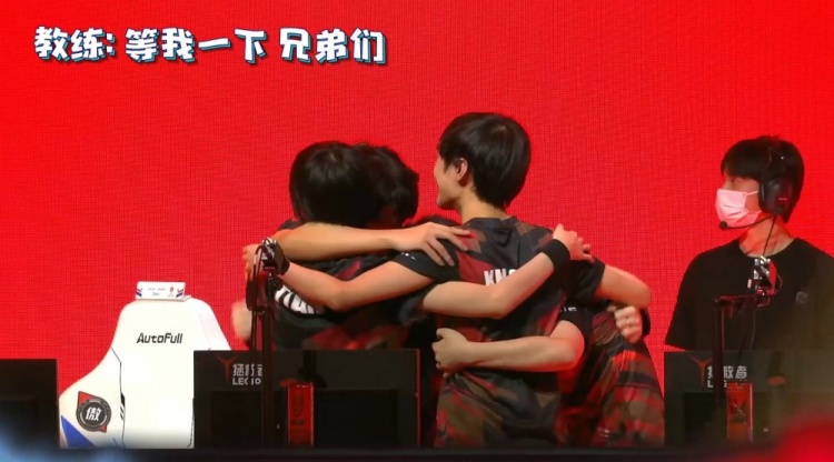 往往备受瞩 往往备受瞩