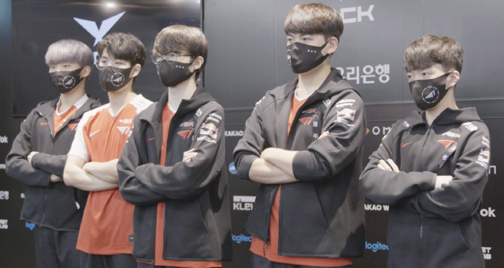 管理层在队 管理层在队